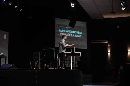 Alinhando nossas emoções a Jesus Neto Gregório ministrando na Igreja das Nações (Nações Mídias)